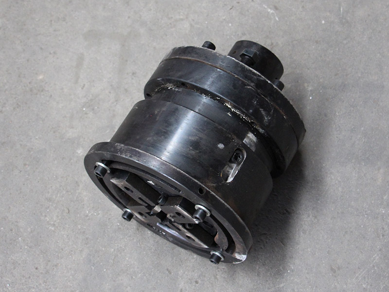 滾絲機(jī)機(jī)頭