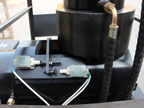 鋼筋鐓粗機(jī)